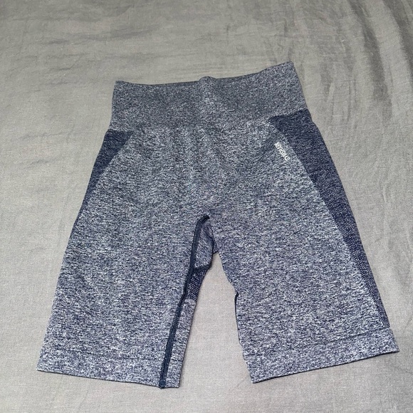 Gymshark Flex Cycling Shorts - Picture 3 of 6